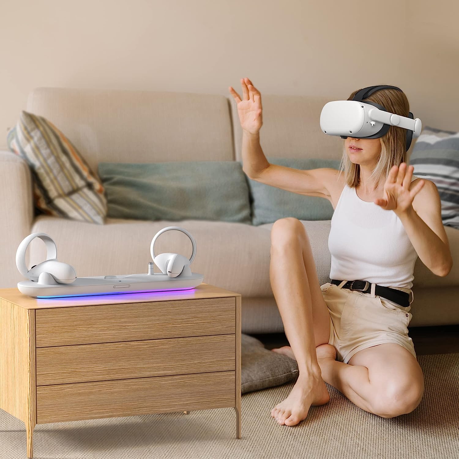 Kiwi Design RGB Charging Dock Compatible with Oculus Quest 2